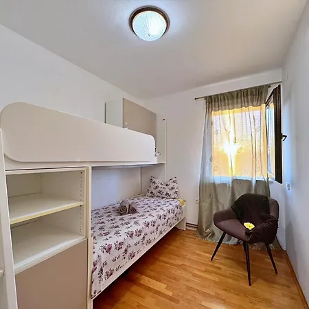 With A Parking Space Nska, Krk - 23871 Appartement *