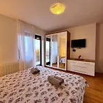 With A Parking Space Nska, Krk - 23871 Apartment