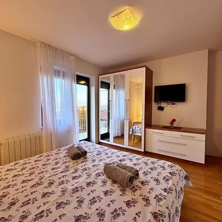 With A Parking Space Nska, Krk - 23871 Apartman